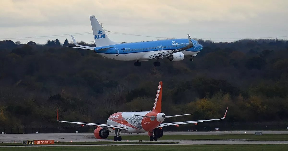 Manchester Airport runways reopen, but passengers warned of